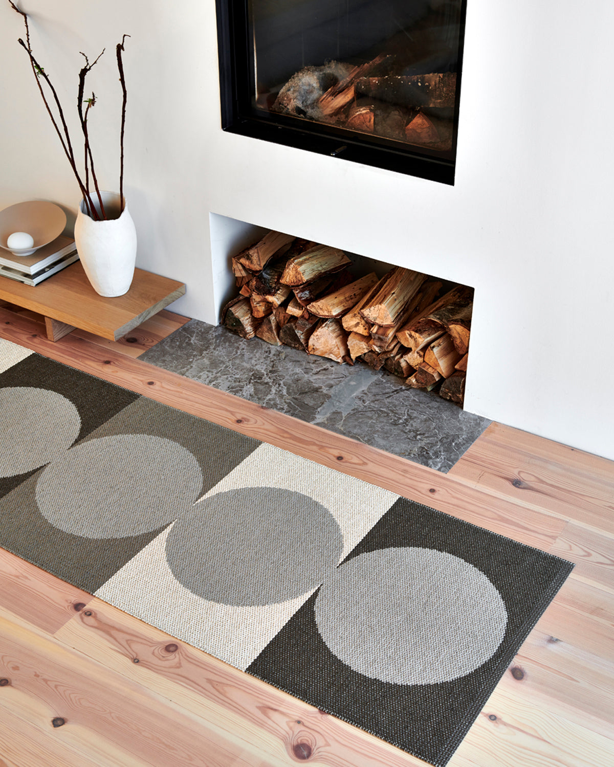 Rug OTTO Clay/ Background Linen 2.25 x 9 ft