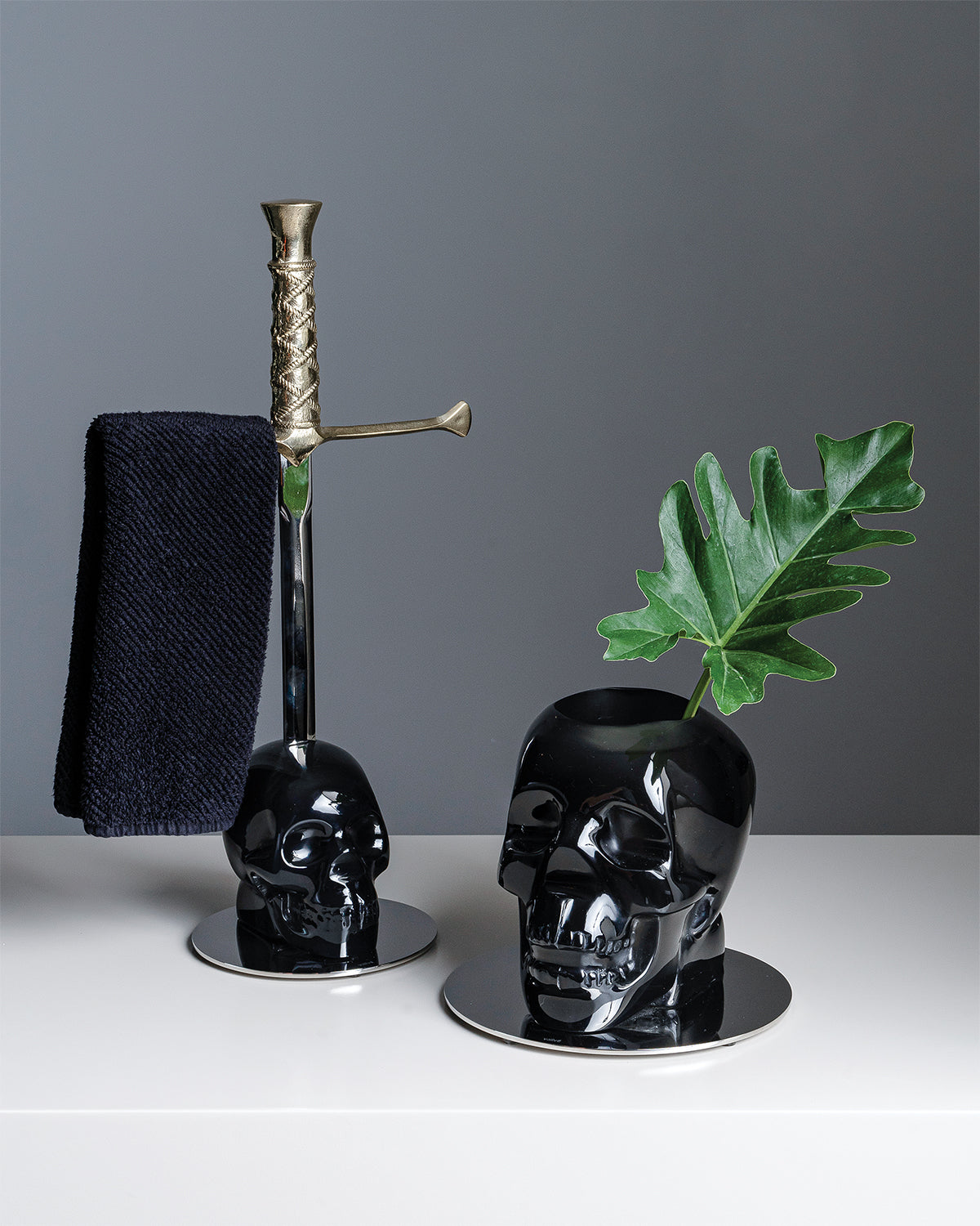 Towel Rack CRANIUM Smoke