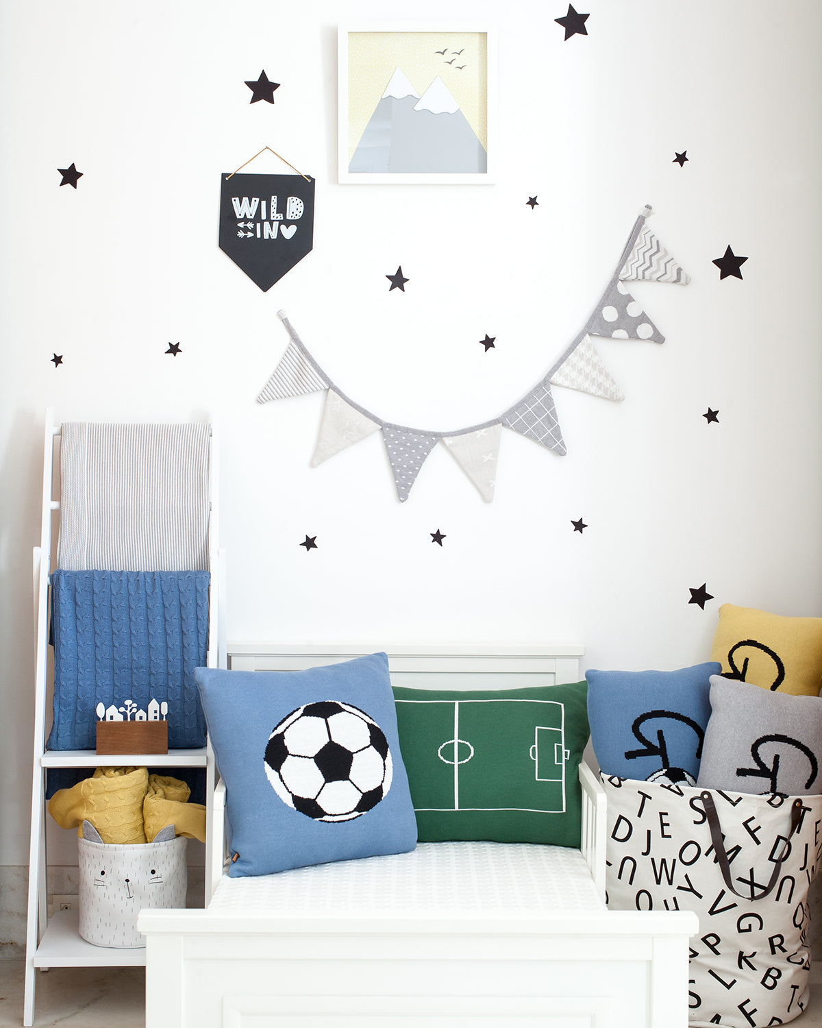 Cushion SOCCER FIELD