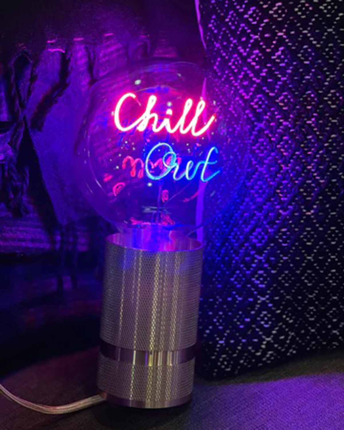 Bulb CHILL OUT Red/ Blue with Base Table Lamp PORTABLE Pop Nomad White
