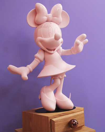 Minnie Welcome Pastel Pink 24"