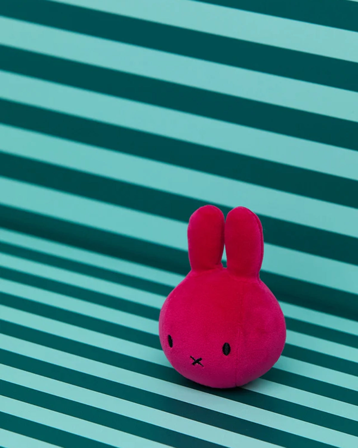 Keychain Miffy Squish Ball Fuchsia 3.5''