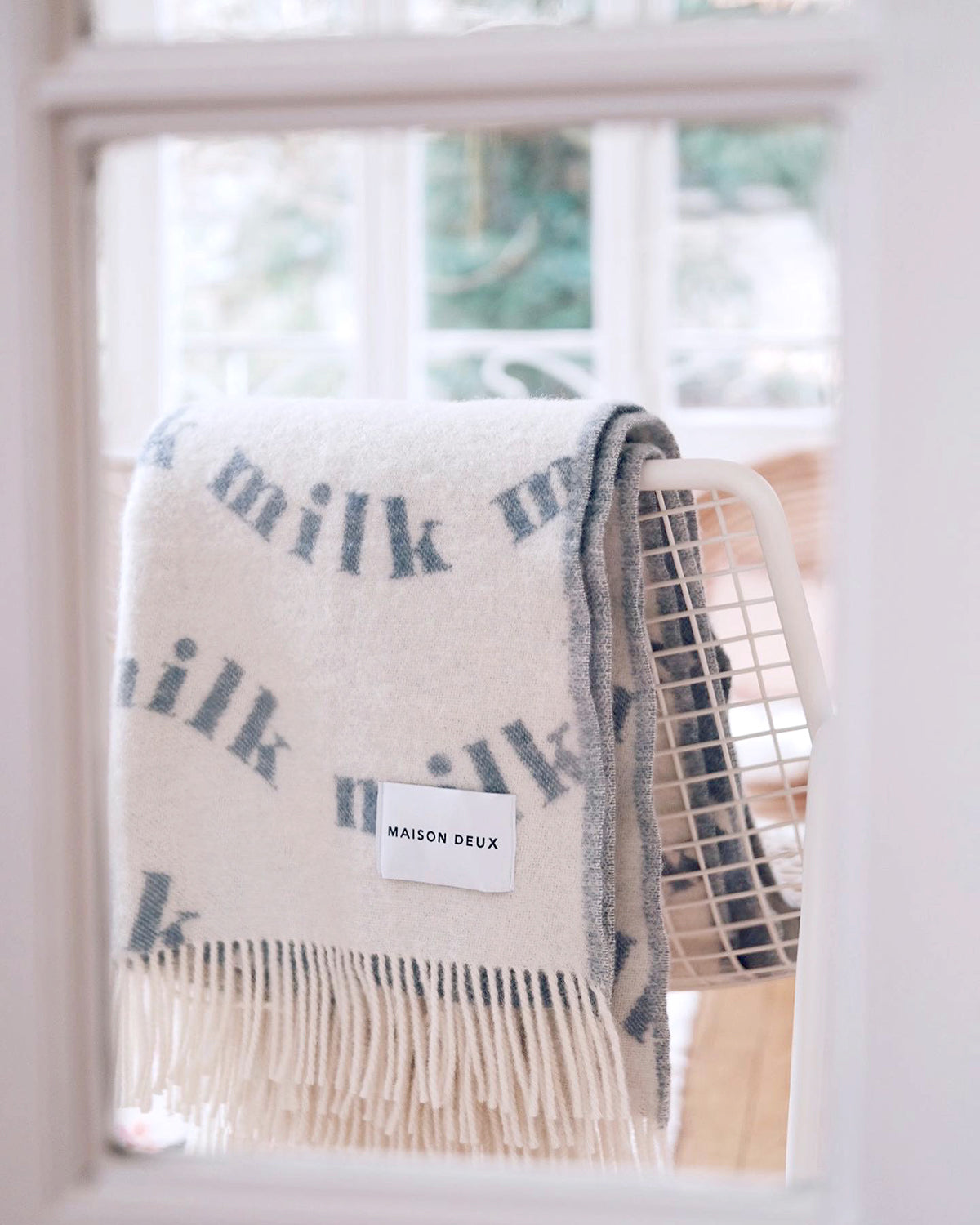 Maison Deux Blanket MILK