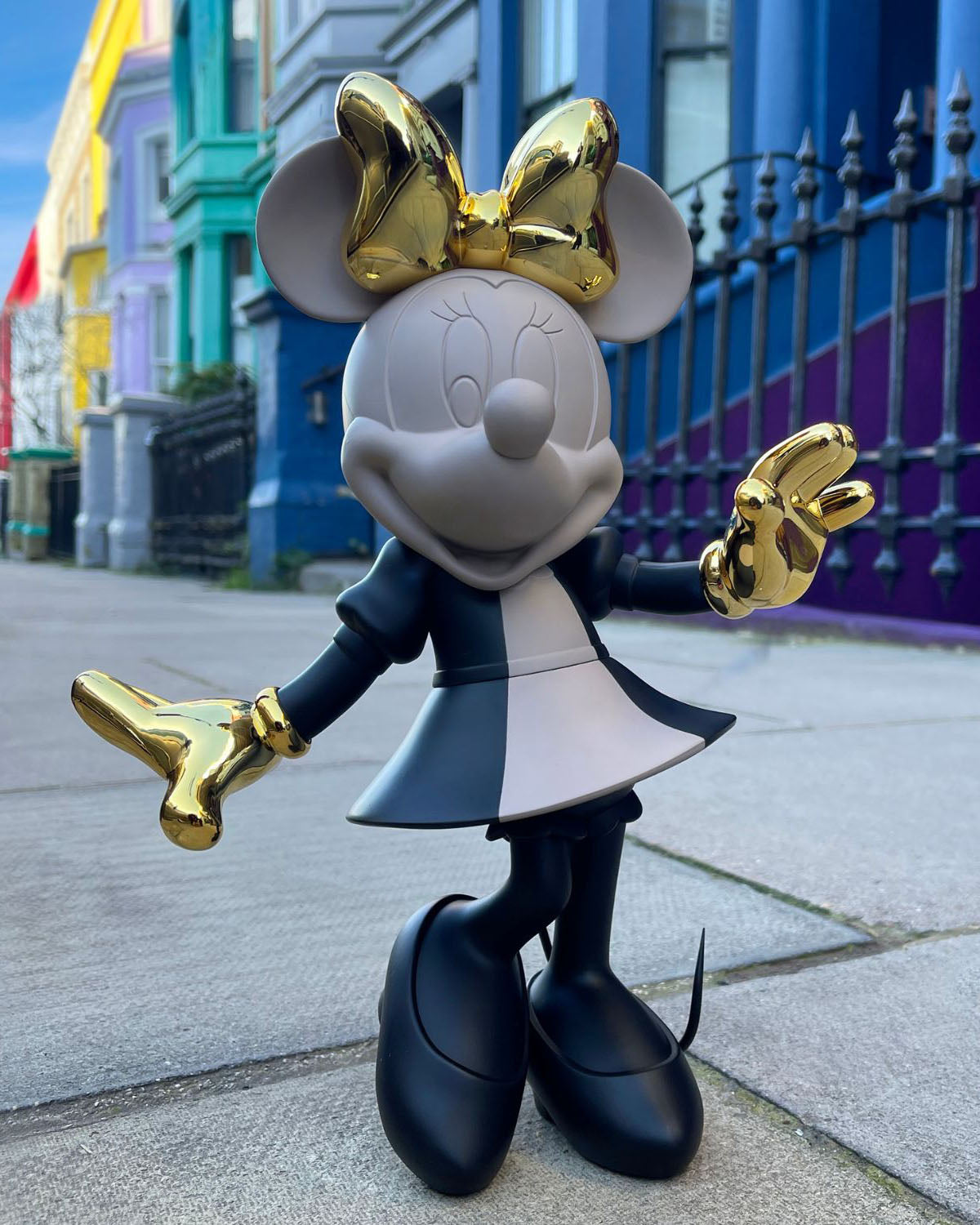 Minnie Mouse HOPPEN Taupe, Black & Gold 12in