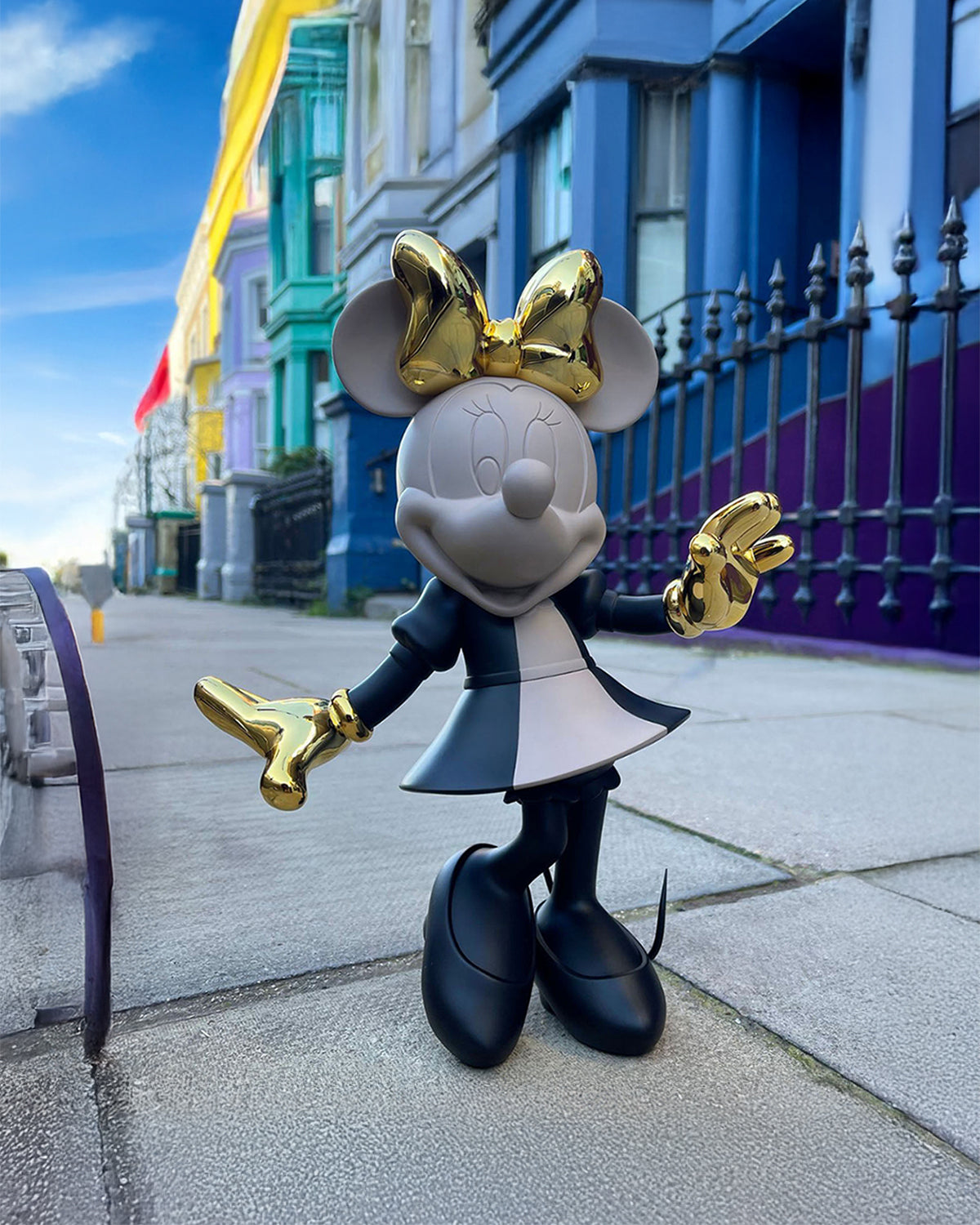 Minnie Mouse HOPPEN Taupe, Black & Gold 12"