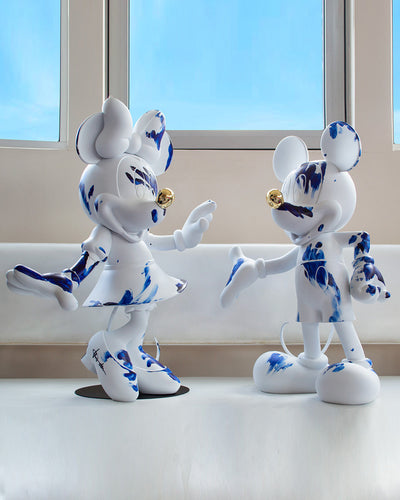 Mickey Mouse ONE MINUTE White & Blue Limited Edition 24"