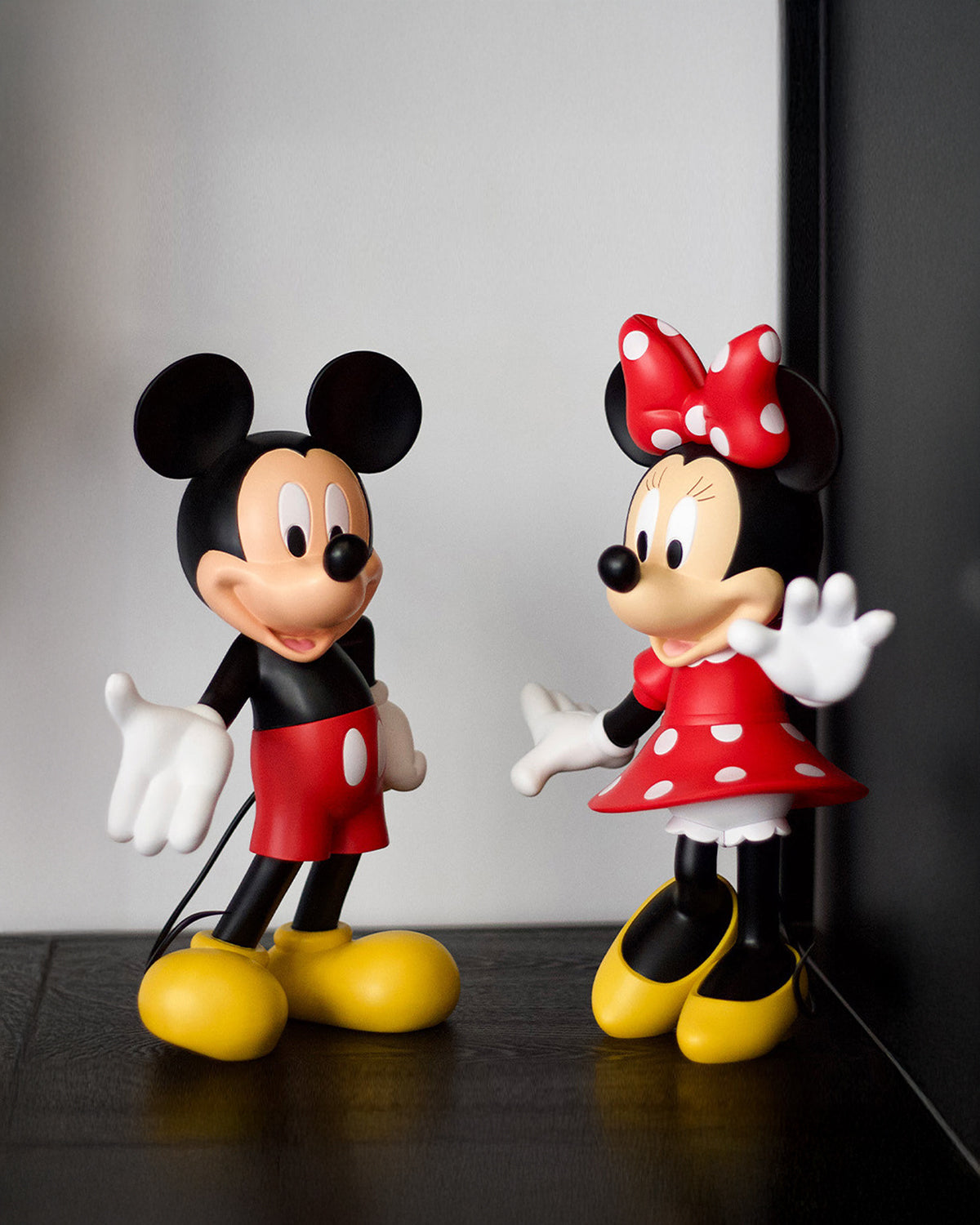 Minnie Welcome LD Studio Original 12"