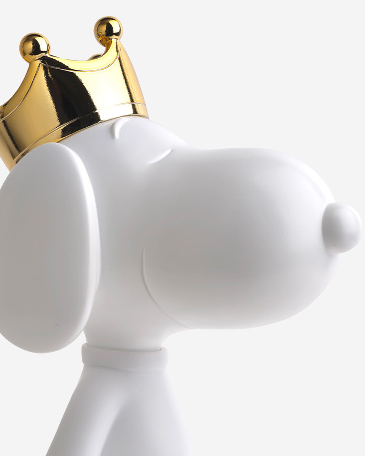 Snoopy Crown White & Gold 31"