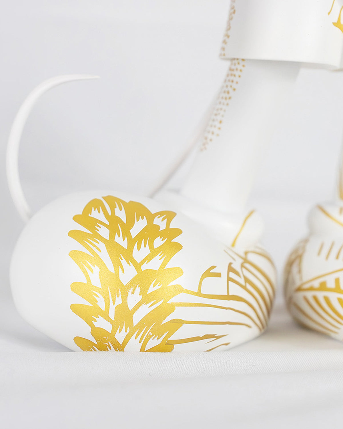 Mickey Mouse STAR STYLE White & Gold 12"