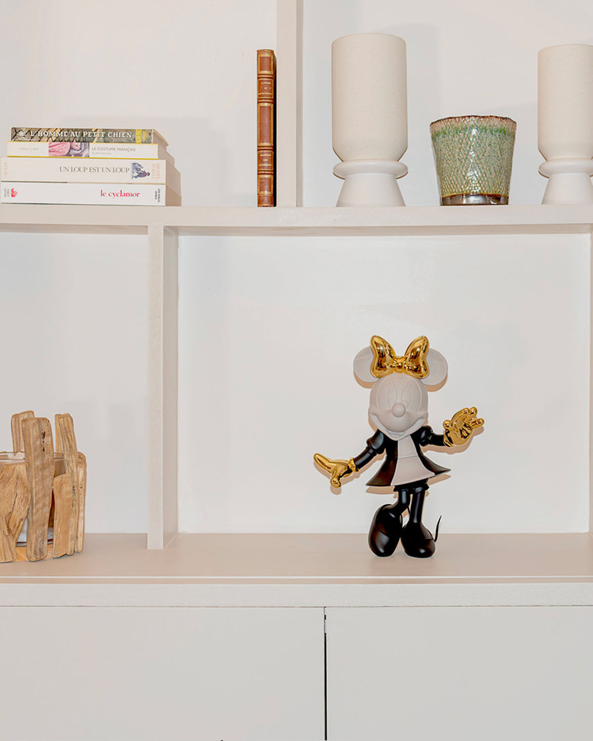 Minnie Mouse HOPPEN Taupe, Black & Gold 12in