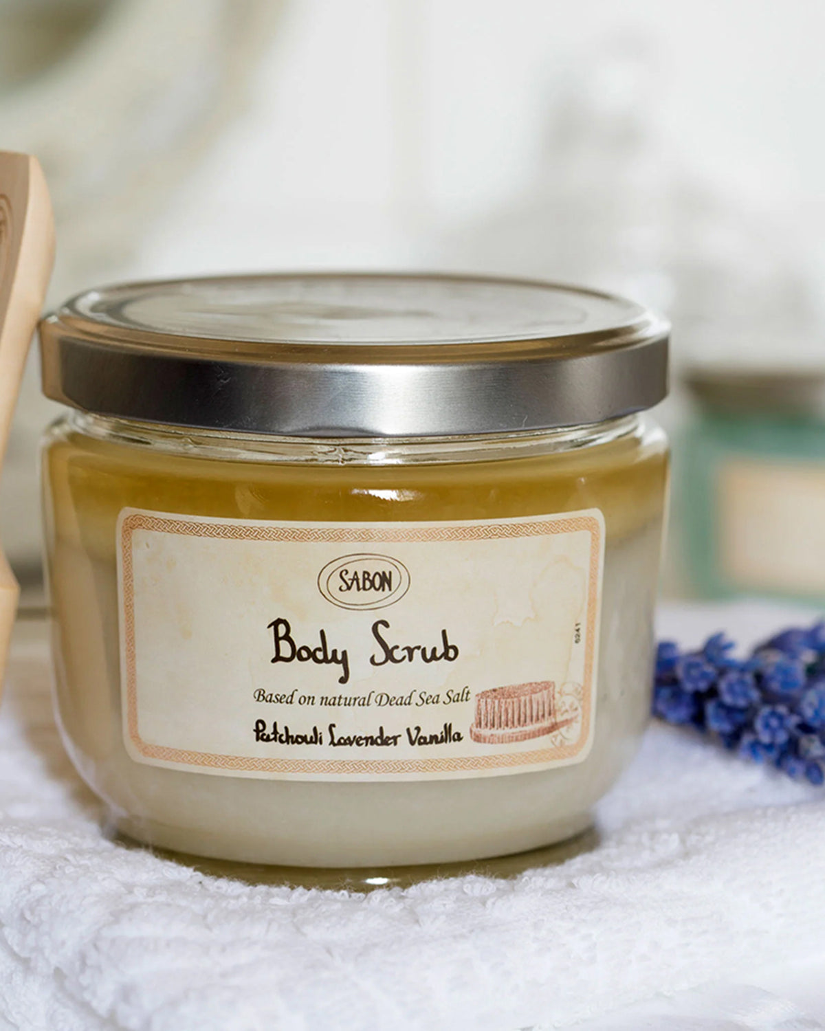 Body Scrub Patchouli Lavender Vanilla 320g in Box