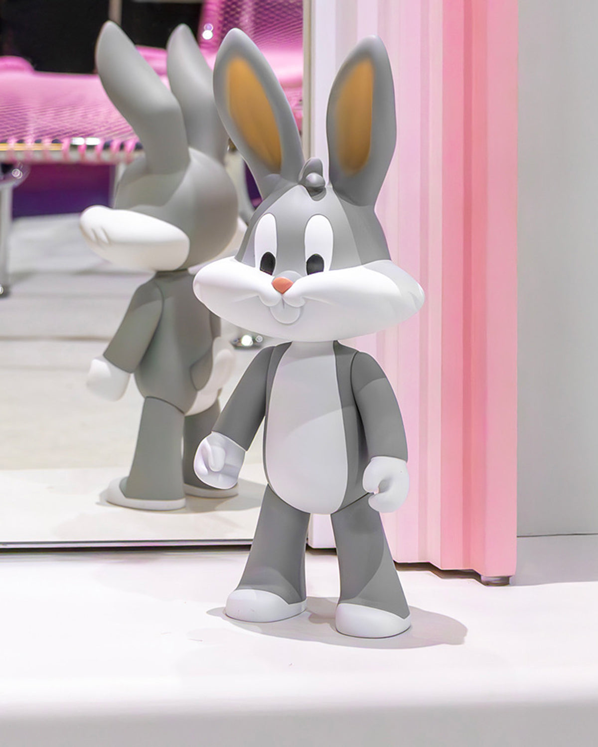 Bugs Bunny SUPER POP Grey & White 13"