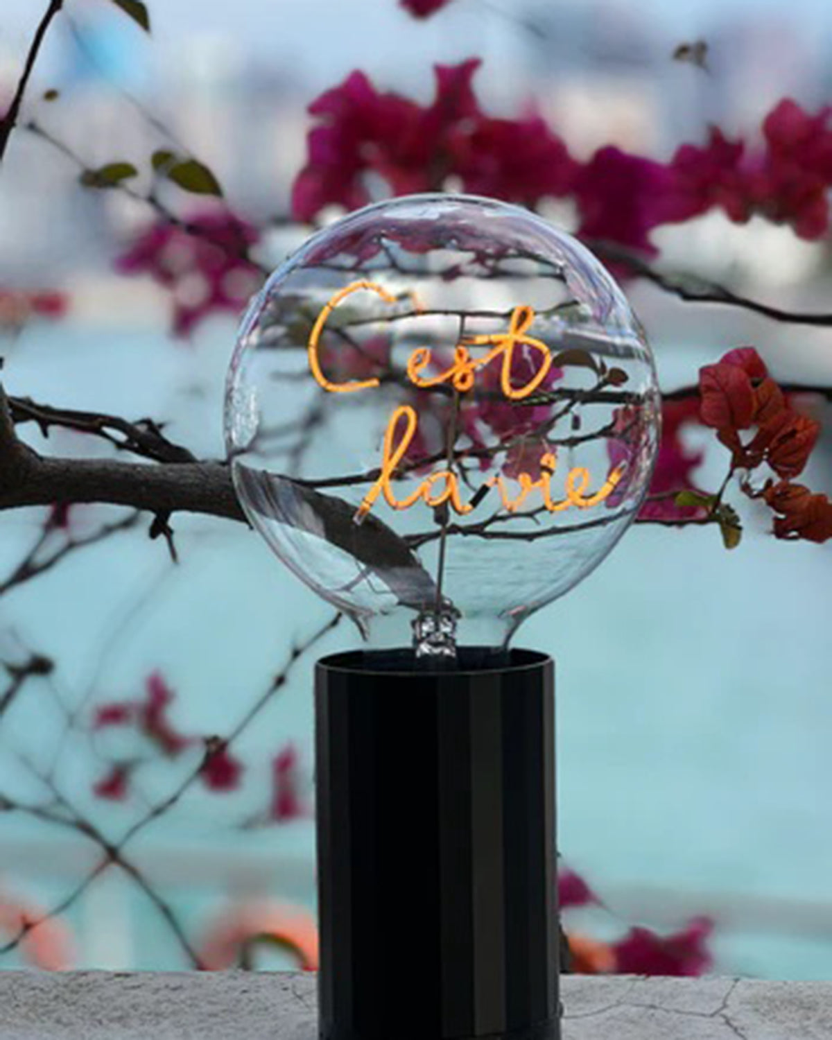 Bulb C'EST LA VIE Amber with Base Table Lamp PORTABLE Pop Nomad Blue