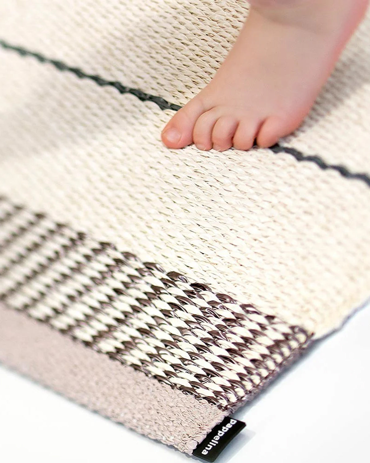 Rug BELLE Black 7.5 x 10.5 ft