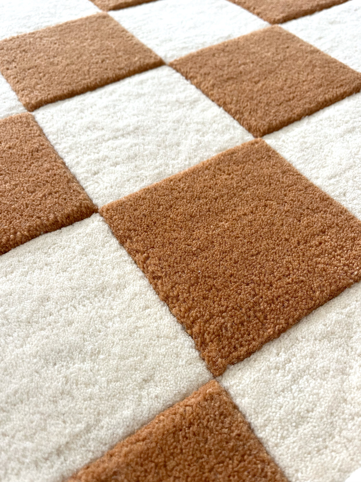 Maison Deux Rug CHECKERBOARD Terra 5.6 x 7.9 ft