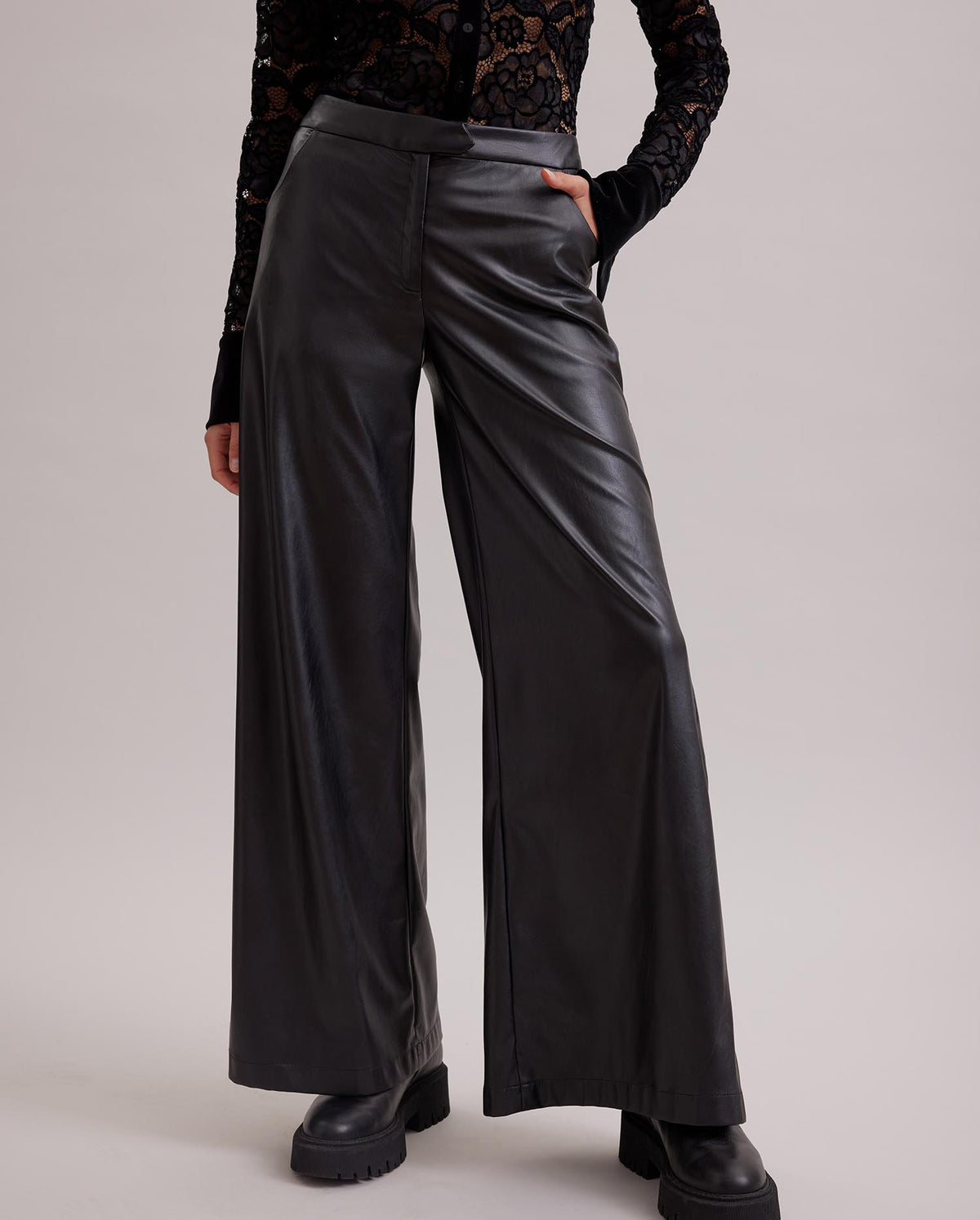 Women's Pants ESTHETE Black Size 38