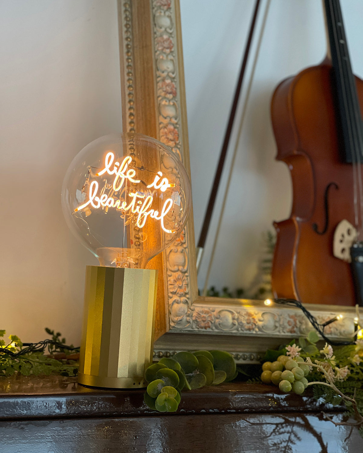 Bulb LIFE IS BEAUTIFUL Amber with Base Table Lamp PORTABLE Black