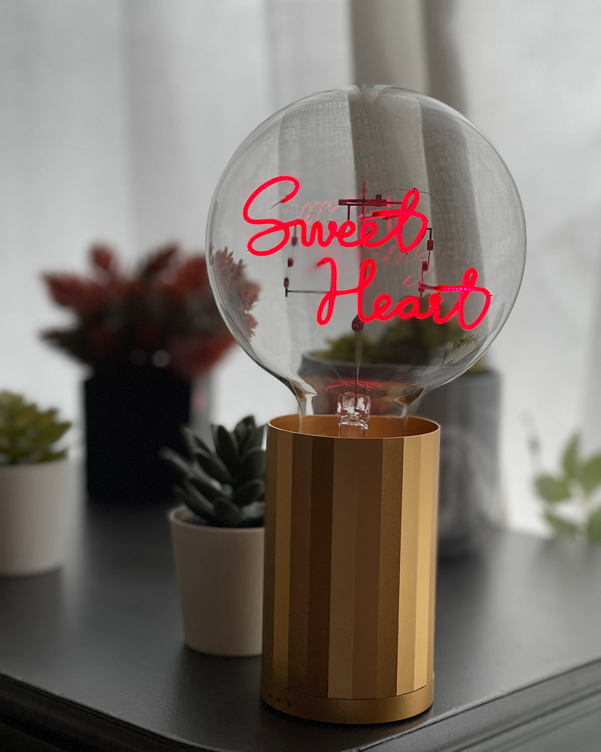 Bulb SWEET HEART Red with Base Table Lamp PORTABLE Rose Gold