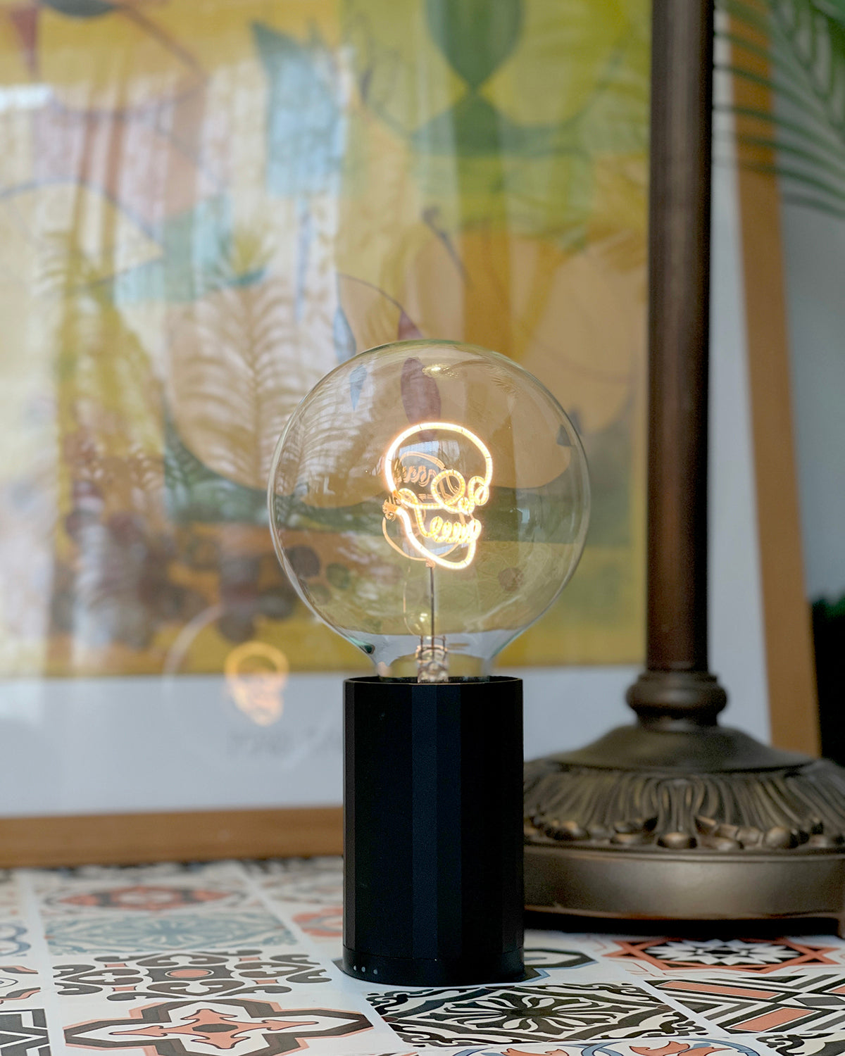 Bulb SKULL Amber with Base Table Lamp PORTABLE Black