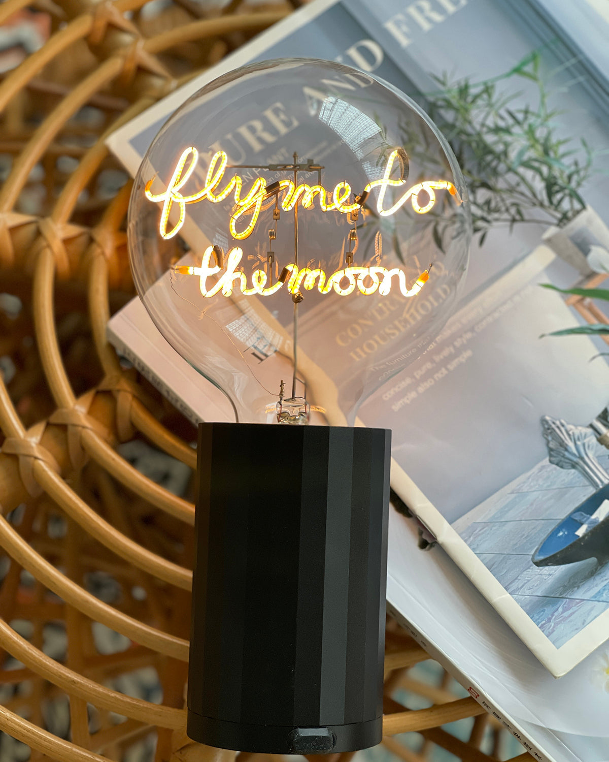 Bulb FLY ME TO THE MOON Amber with Base Table Lamp PORTABLE Black