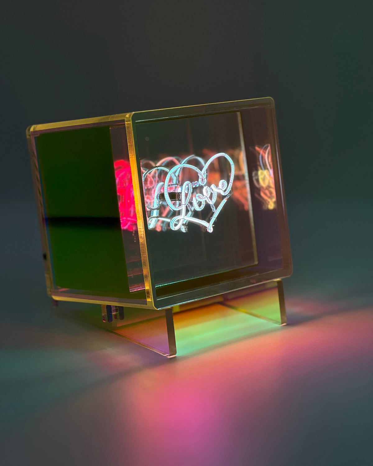 MITBox LOVE Rechargeable Multicolor