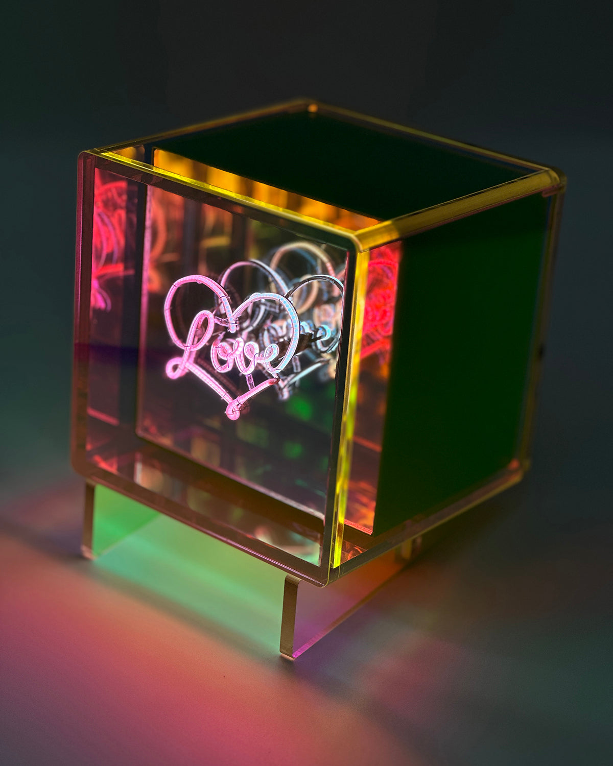 MITBox LOVE Rechargeable Multicolor