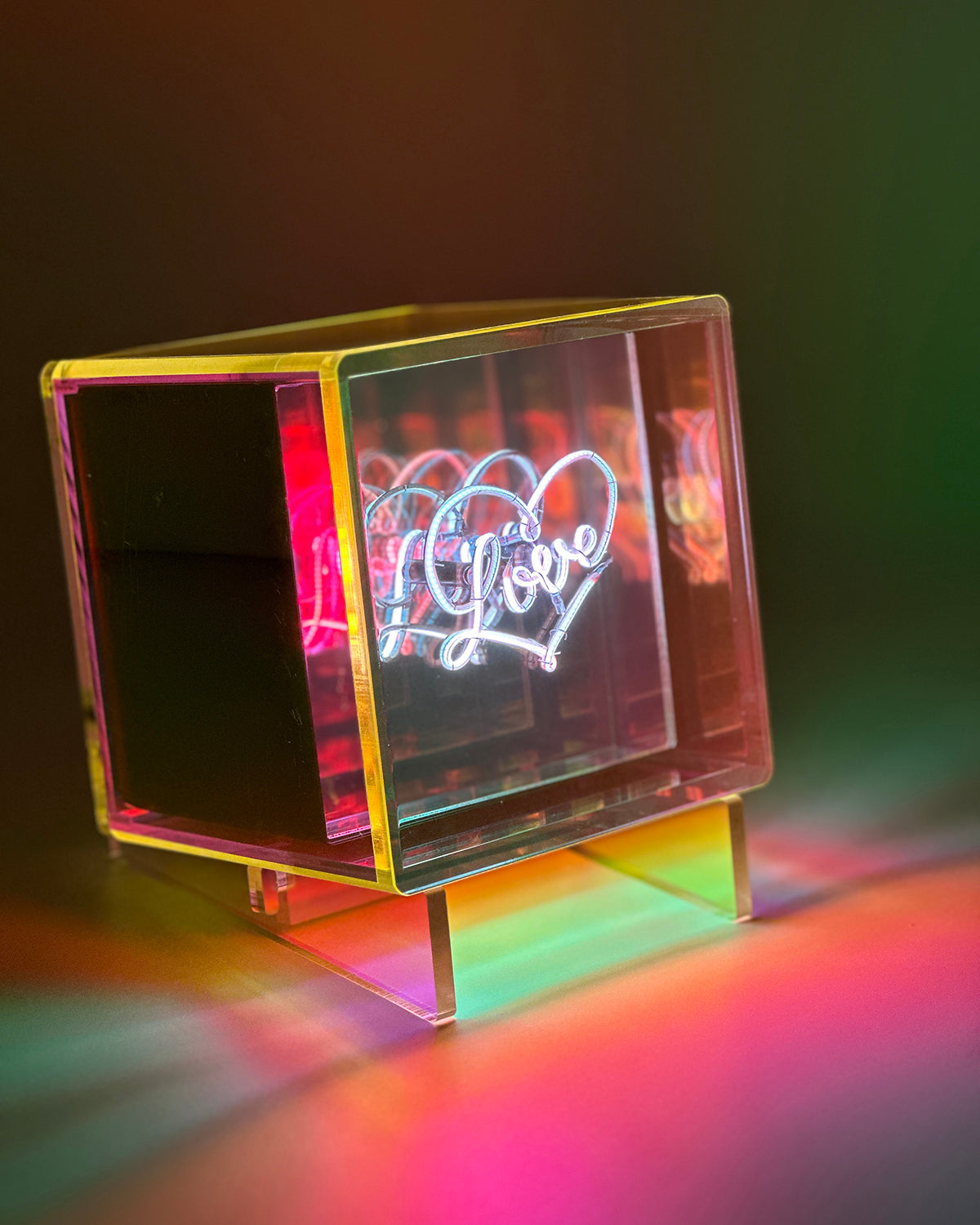 MITBox LOVE Rechargeable Multicolor