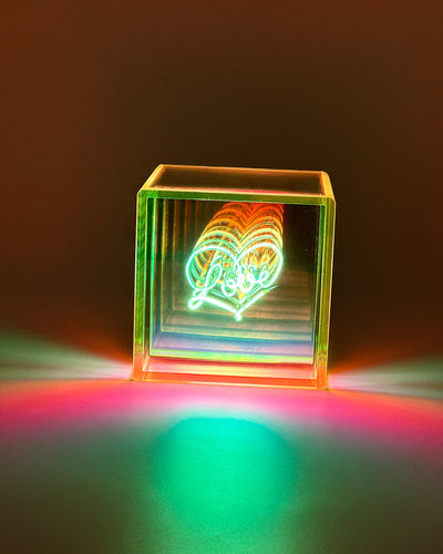 MITBOX LOVE - MULTI COLOUR - ACRYLIC - RECHARGEABLE