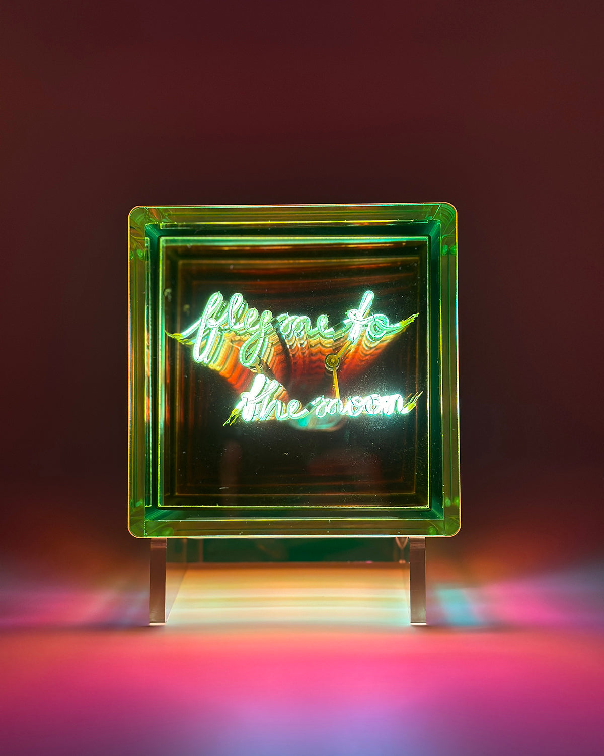 MITBox FLY ME TO THE MOON Rechargeable Multicolor