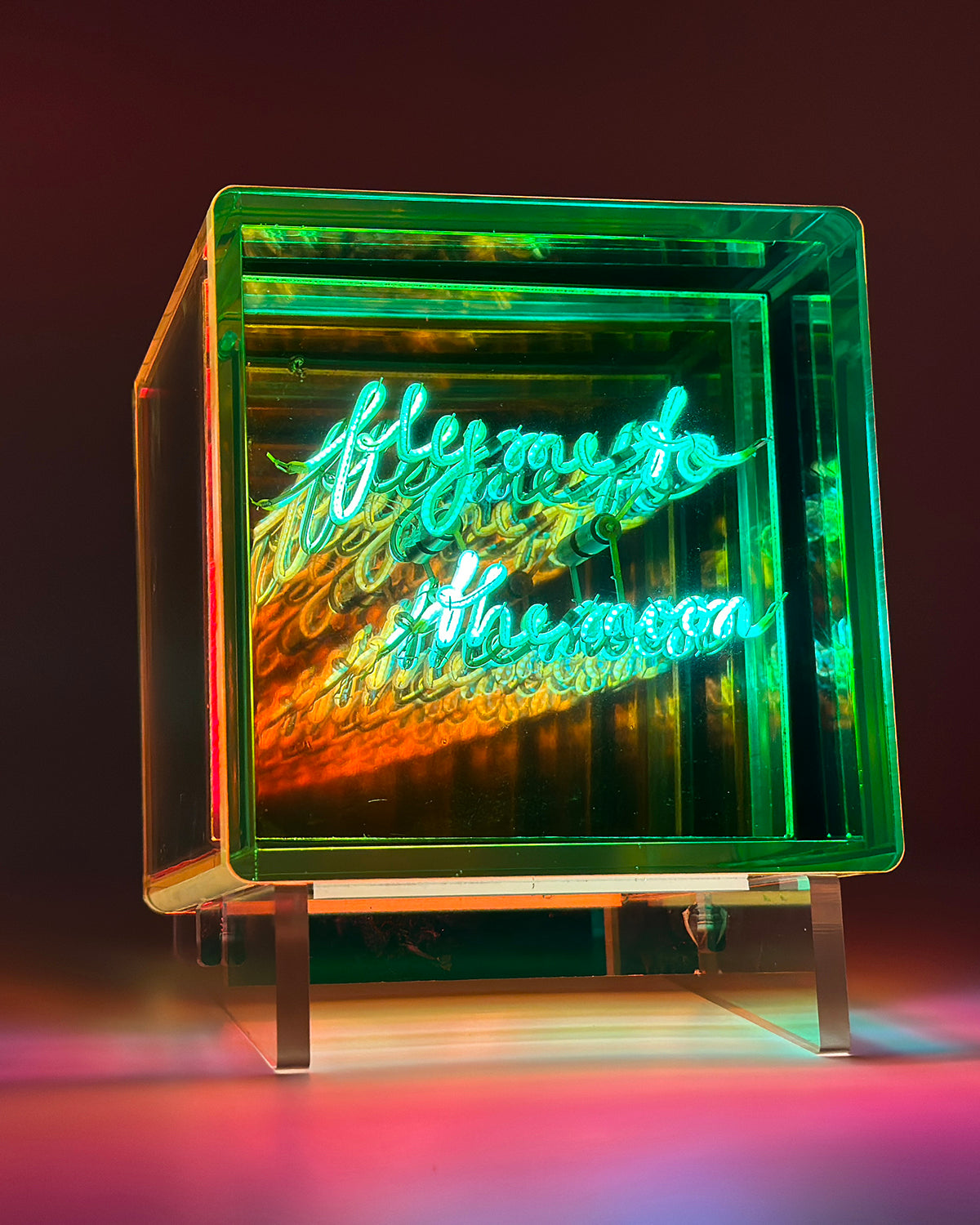 MITBox FLY ME TO THE MOON Rechargeable Multicolor