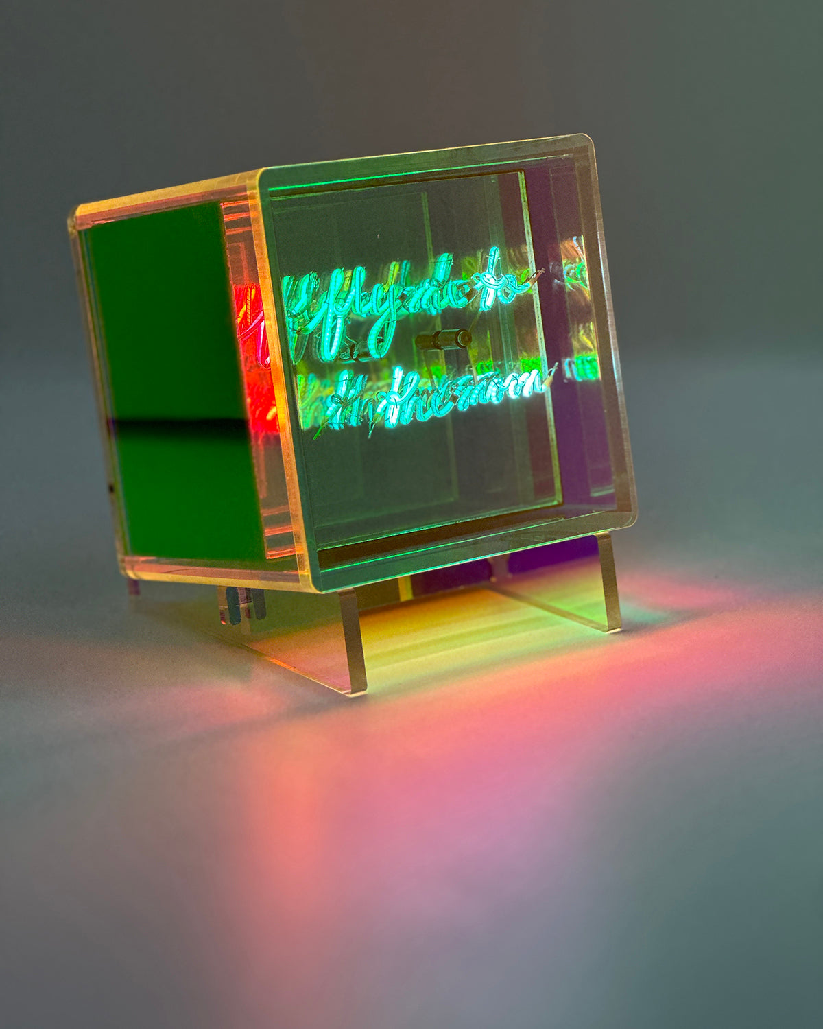 MITBOX FLY ME TO THE MOON - MULTI COLOUR - ACRYLIC - RECHARGEABLE
