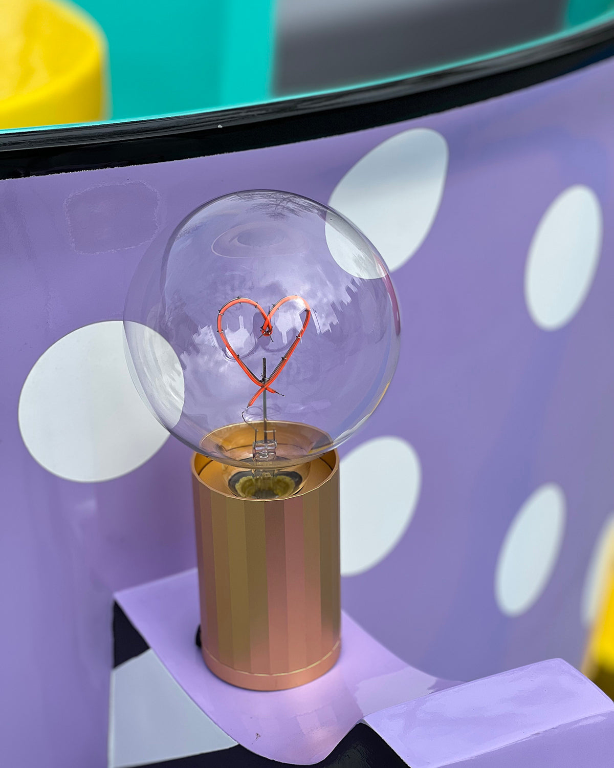 Bulb HEART Red with Base Table Lamp PORTABLE Black