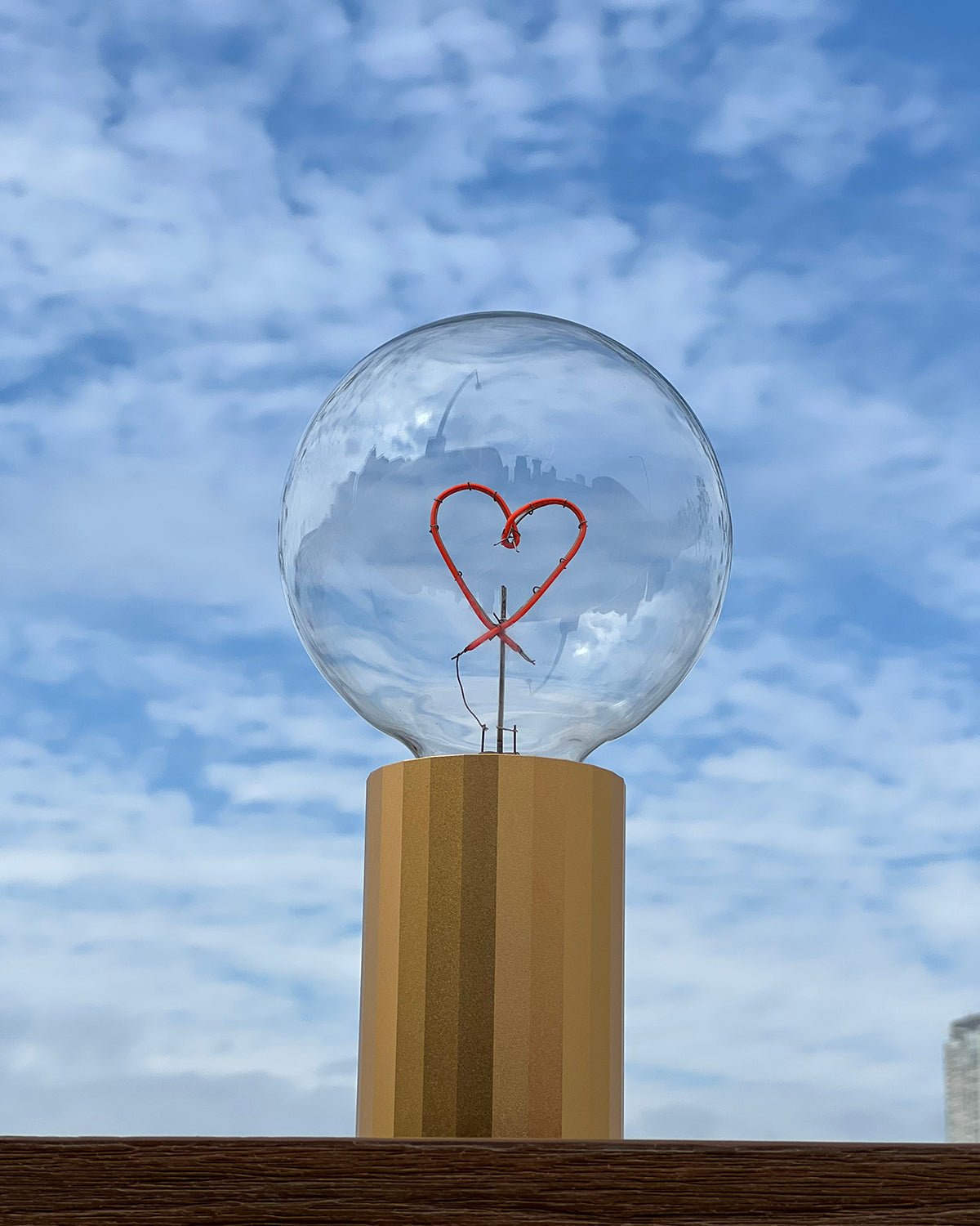 Base Table Lamp PORTABLE Rose Gold