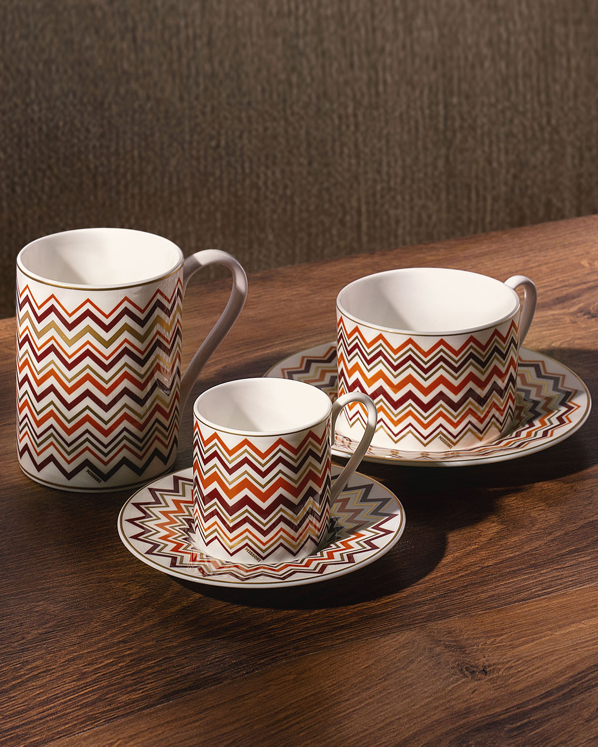 Tea Cup & Saucer ICONIC Set of 6 in Luxury Box diam. 3.3", H 2.3", cap. 7.5 oz, Saucer dim. 6"