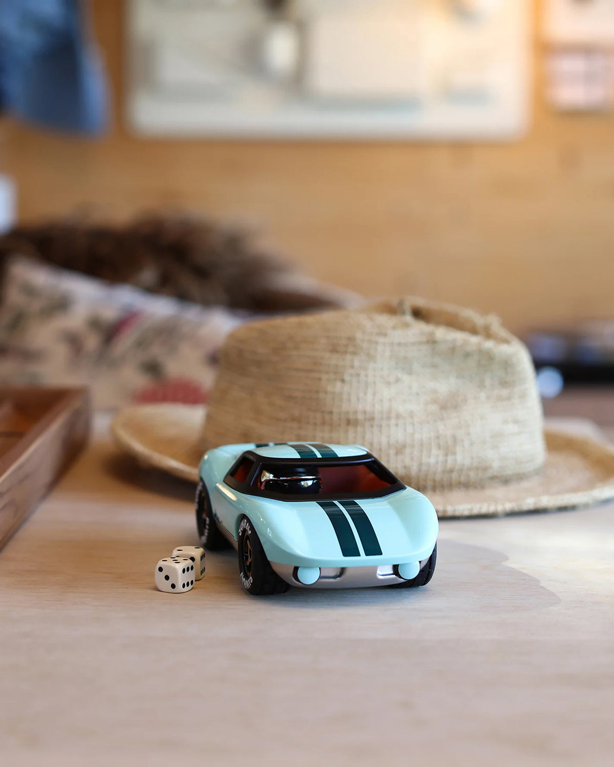 Car KEN