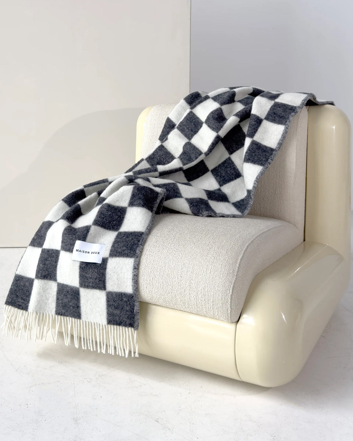 Blanket CHECKERBOARD Black / White 4.25 x 6.5ft