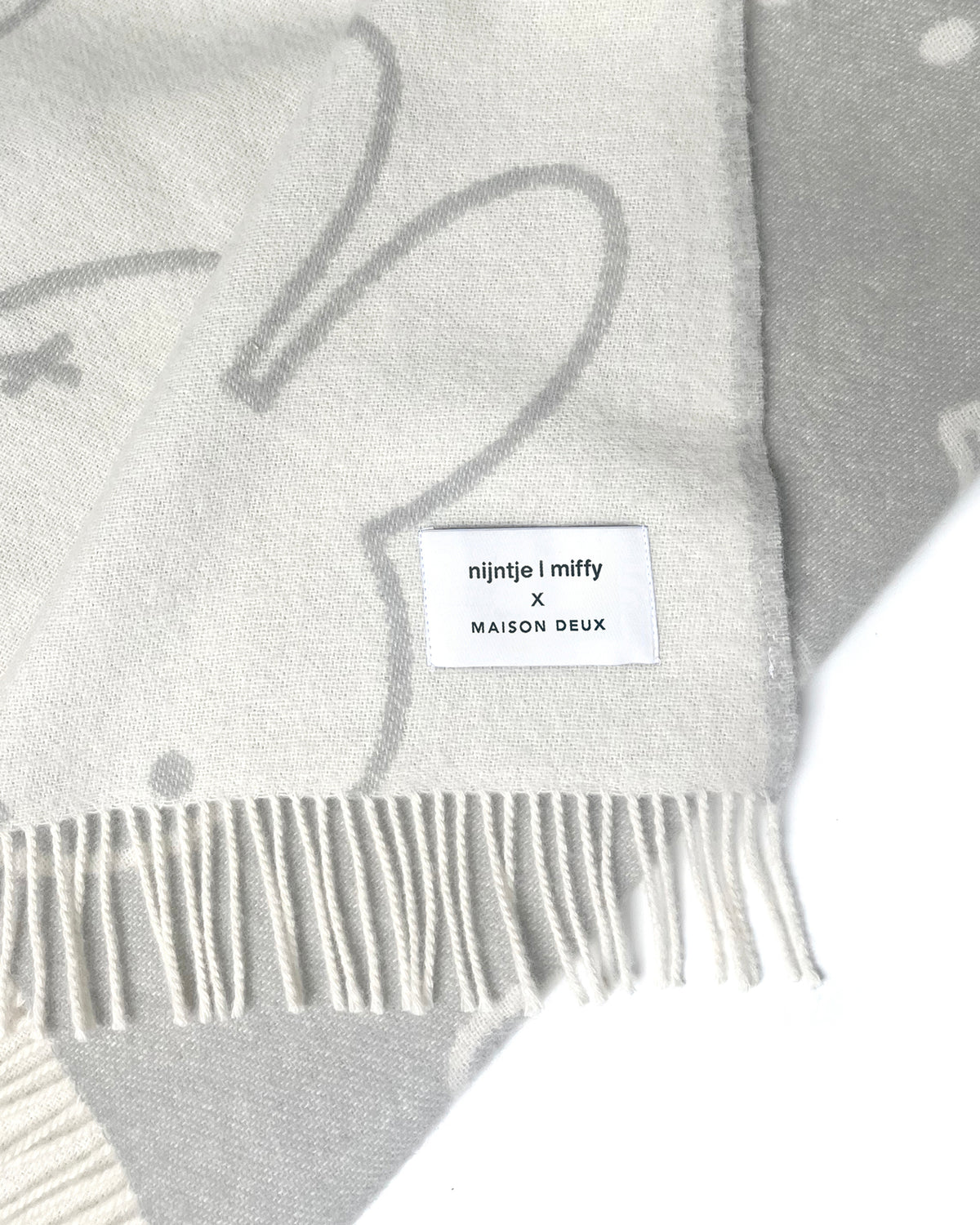 Blanket MIFFY Cloud White / Grey Print 4.25 x 6.5ft