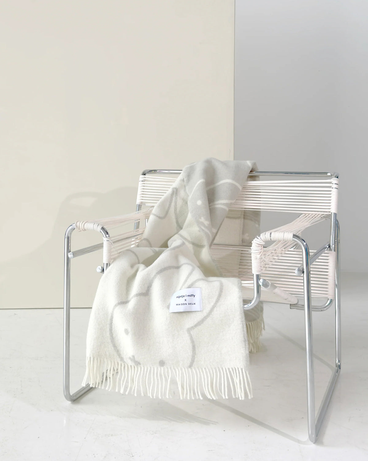 Blanket MIFFY Cloud White / Grey Print 4.25 x 6.5ft