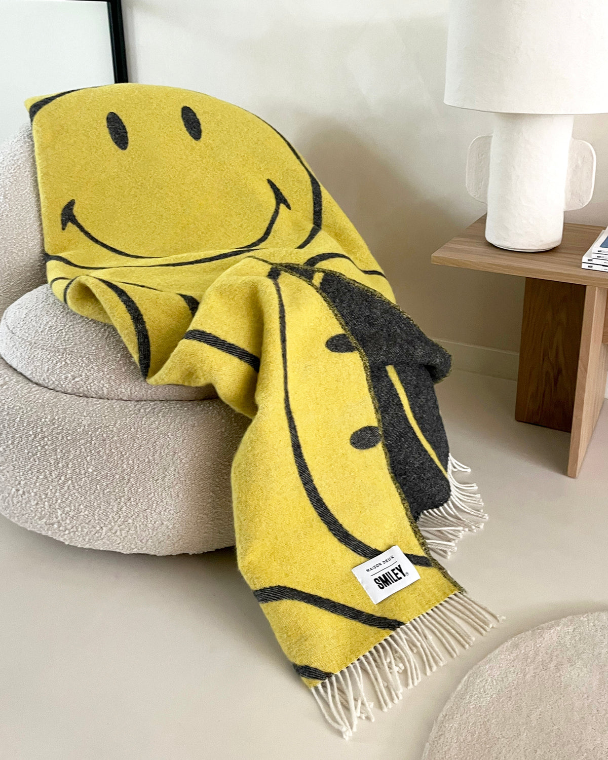 Maison Deux Blanket SMILEY Yellow / Black Print 4.25 x 6.5 ft