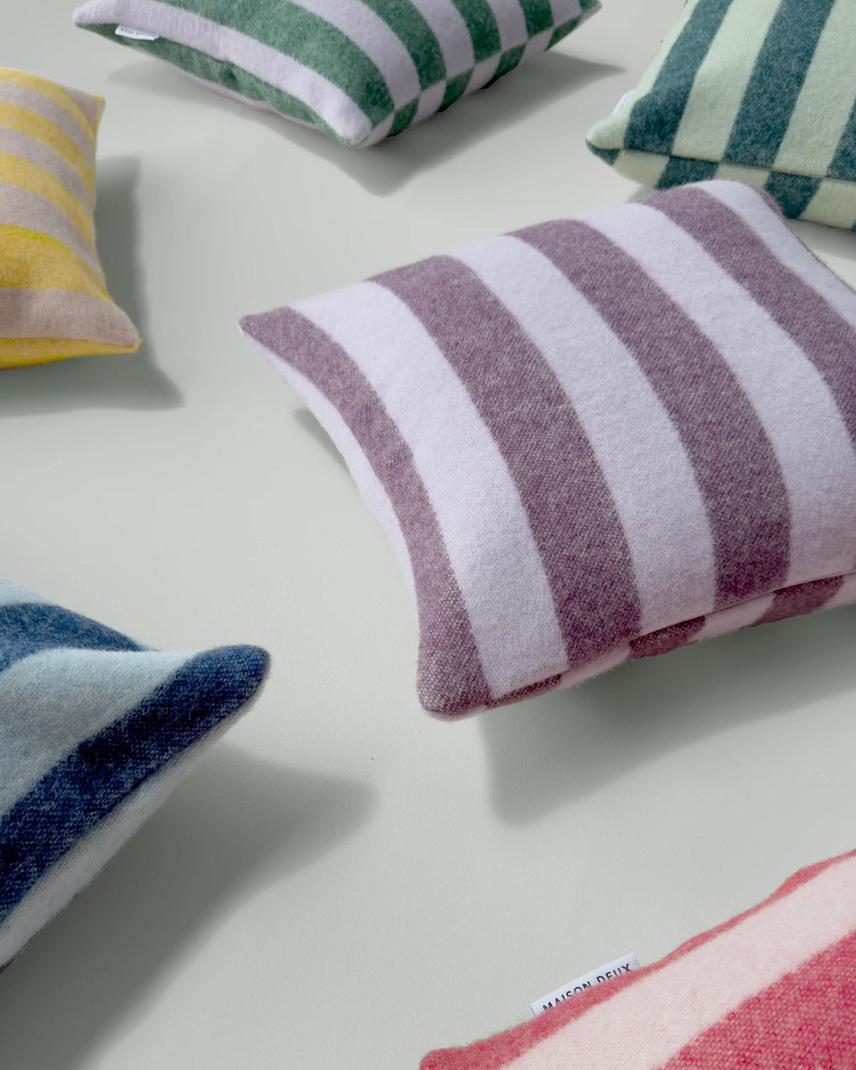 Cushion Cover CANDY WRAP Pink / Yellow 20 x 20in