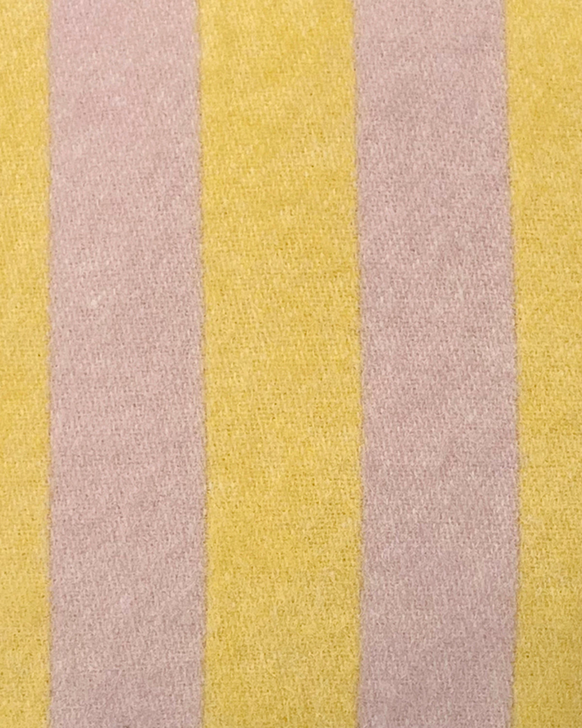 Cushion Cover CANDY WRAP Pink / Yellow 20 x 20in