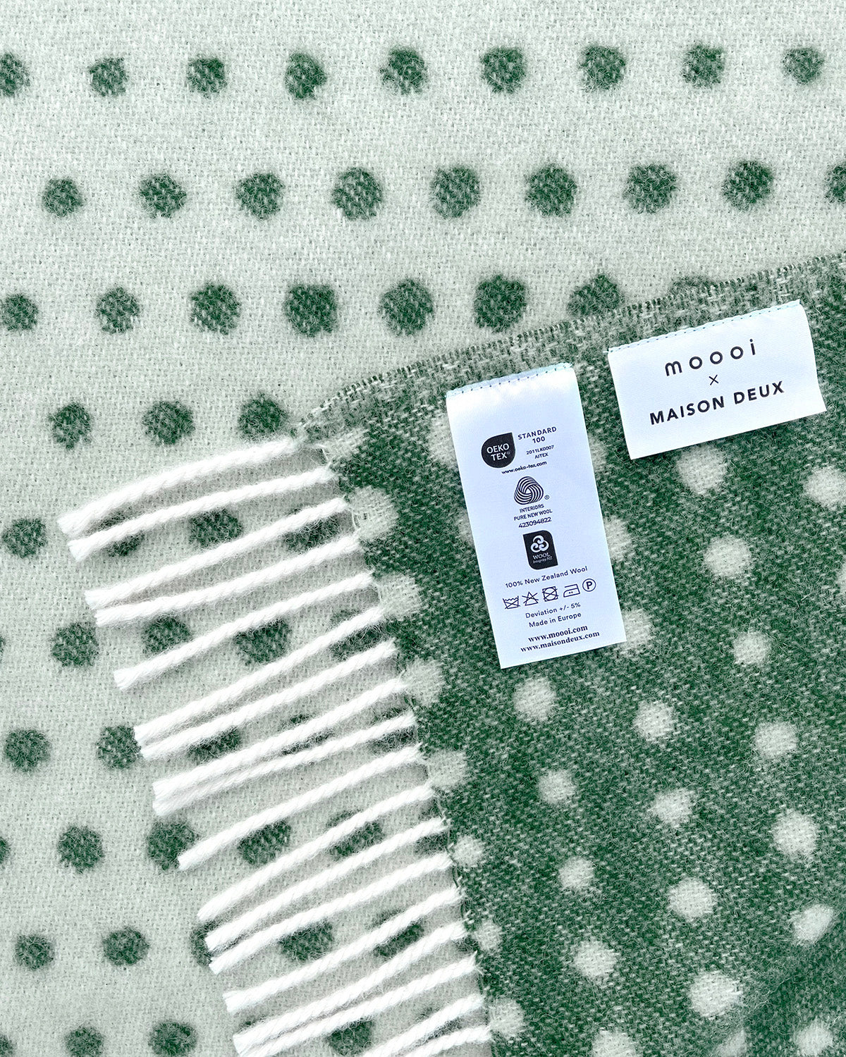 Maison Deux Blanket MOOOI BLOOMING SEADRAGON Sage