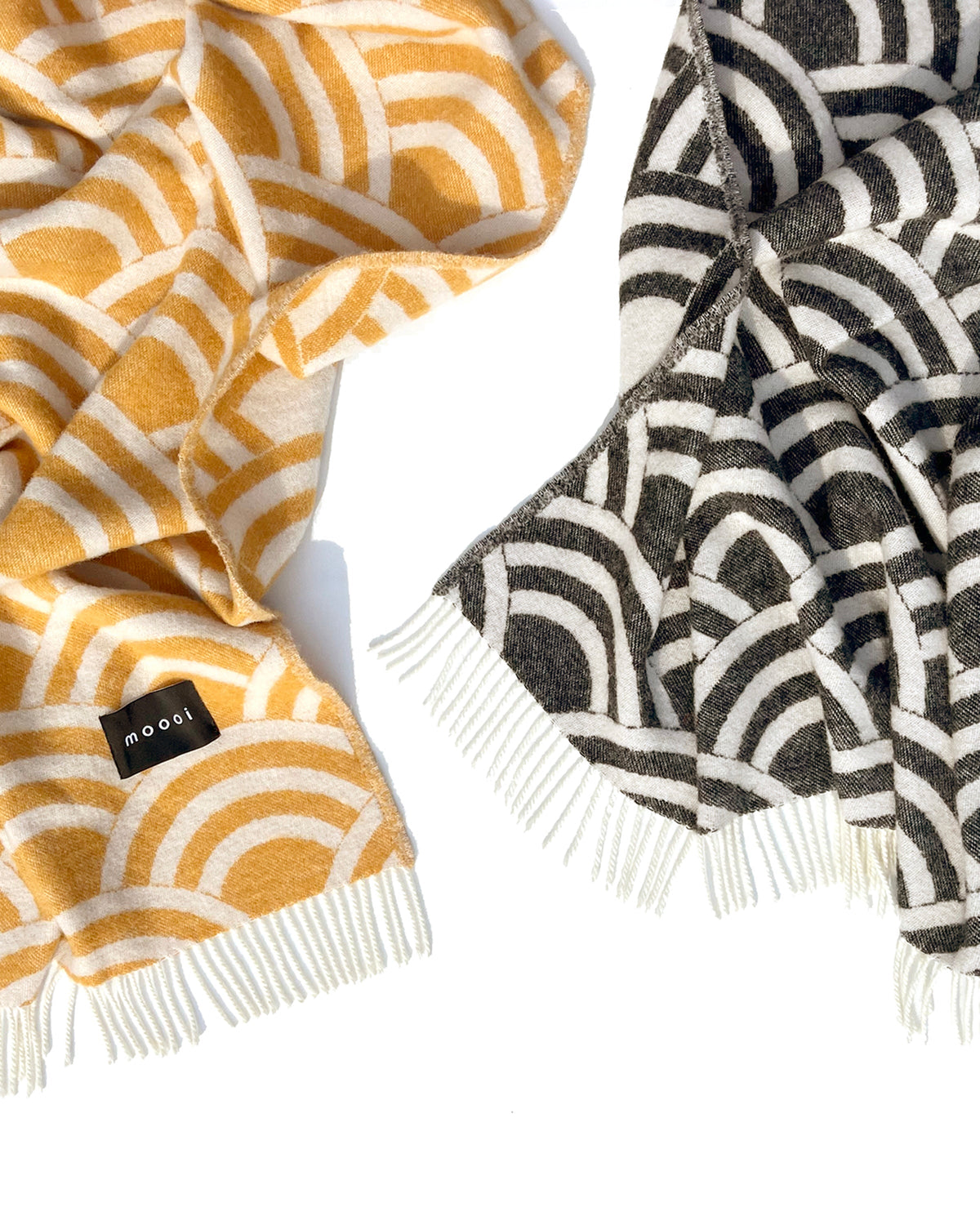Maison Deux Blanket MOOOI LUCKY O's Amber