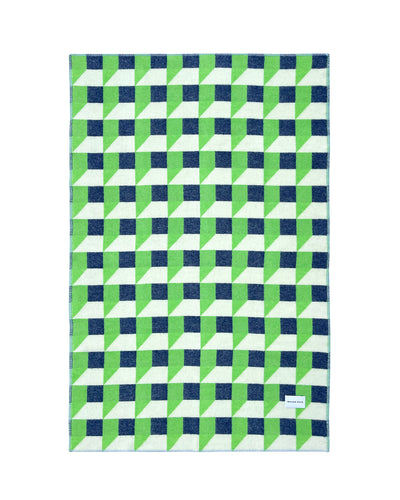 Blanket CUBICS Apple / Navy Print 4.25 x 6.5 ft