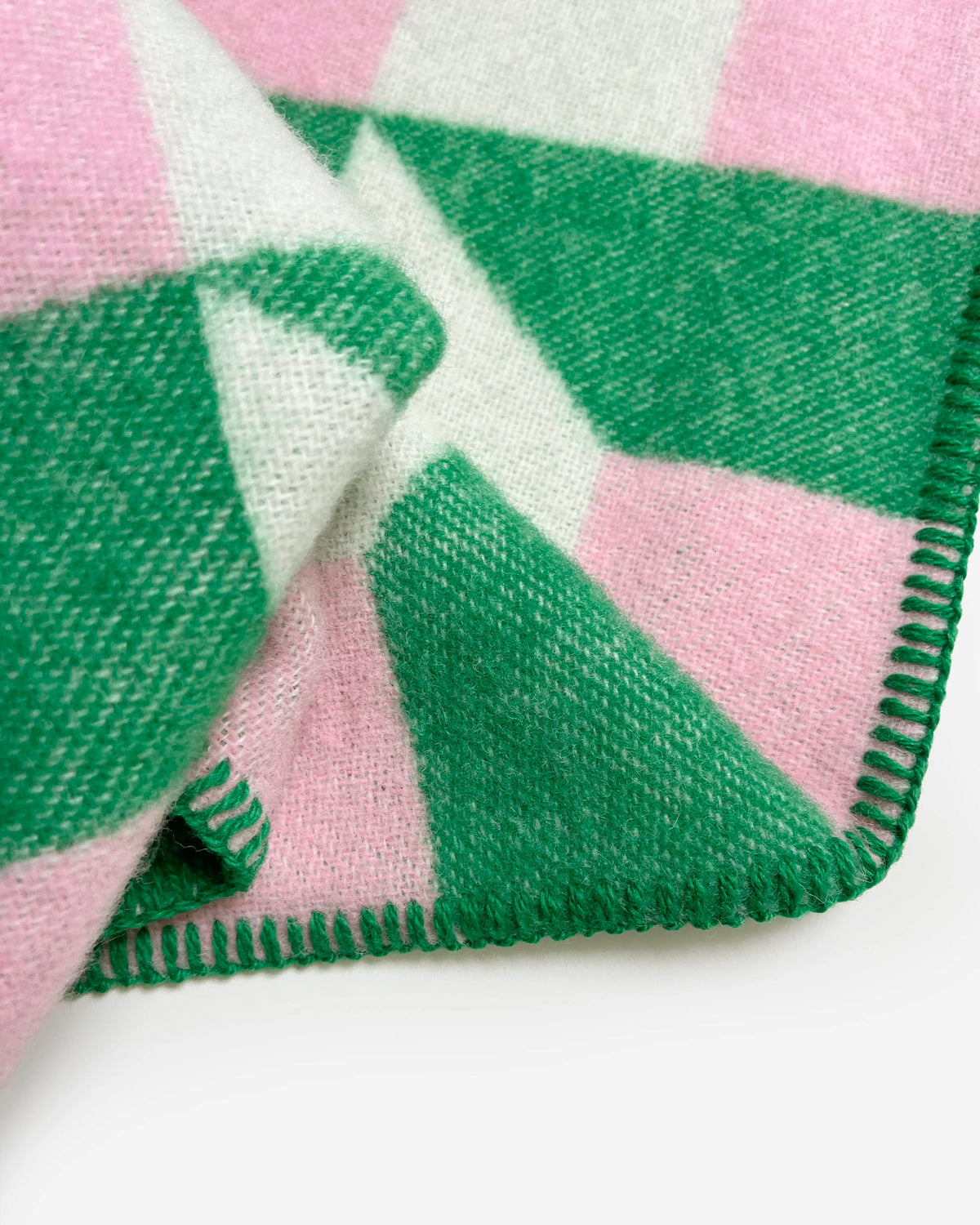 Blanket CUBICS Grass / Pink Print 4.25 x 6.5ft