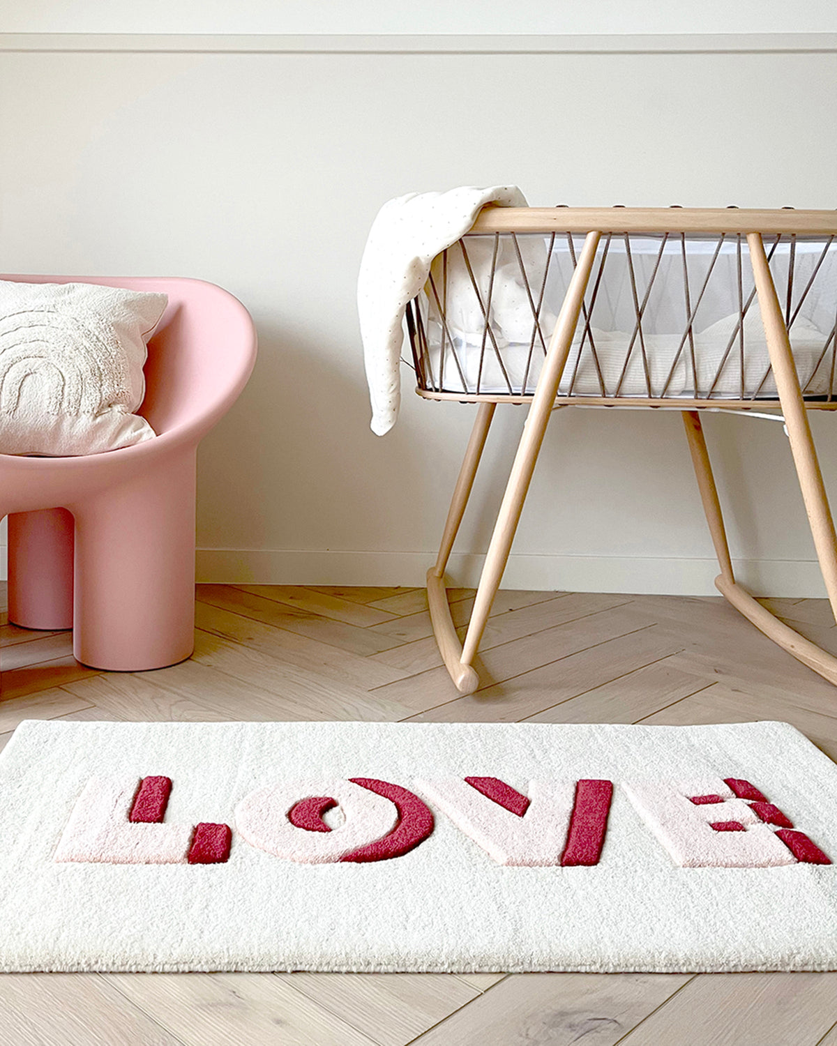 Rug LOVE Cream / Red Print 3.3 x 1.6ft