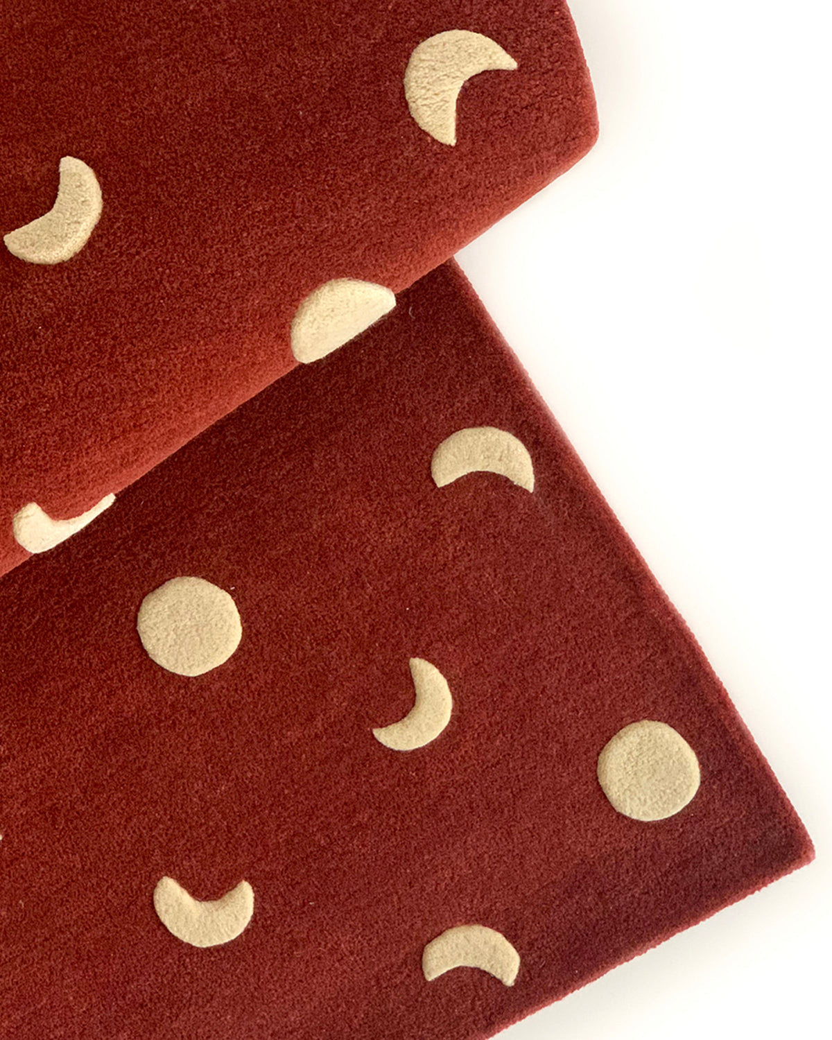 Rug MOONS Brick Red / Gold Print 2.6 x 3.9ft