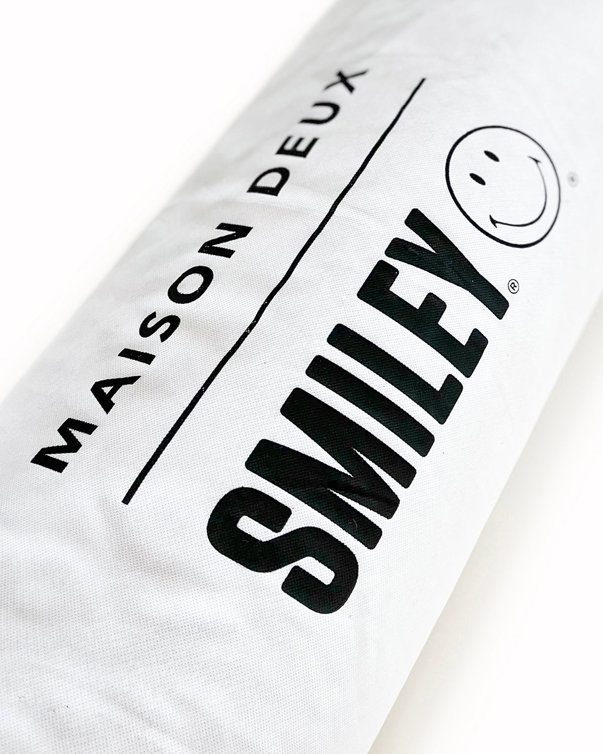 RugSmiley® Natural 3.2 ft diameter