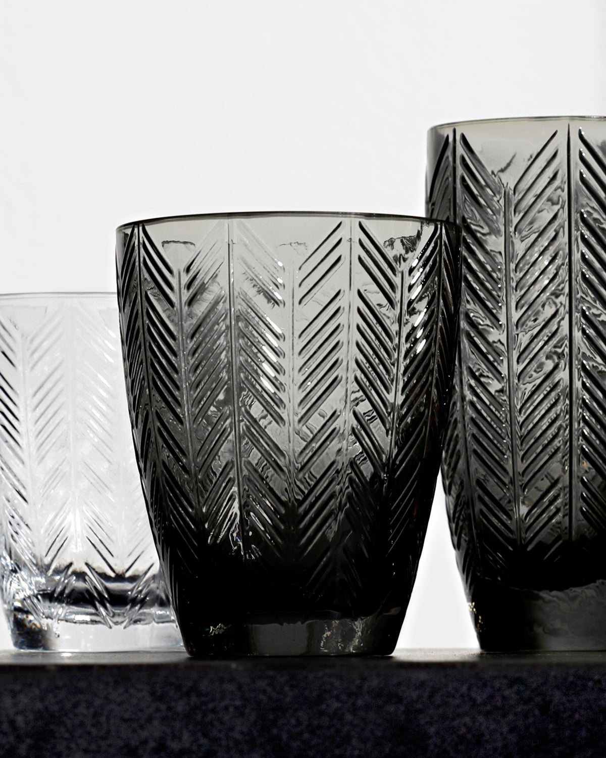 Water Glasses ZIG ZAG Set of 6  Transparent 11.8 oz, diam. 3.3", H 4"