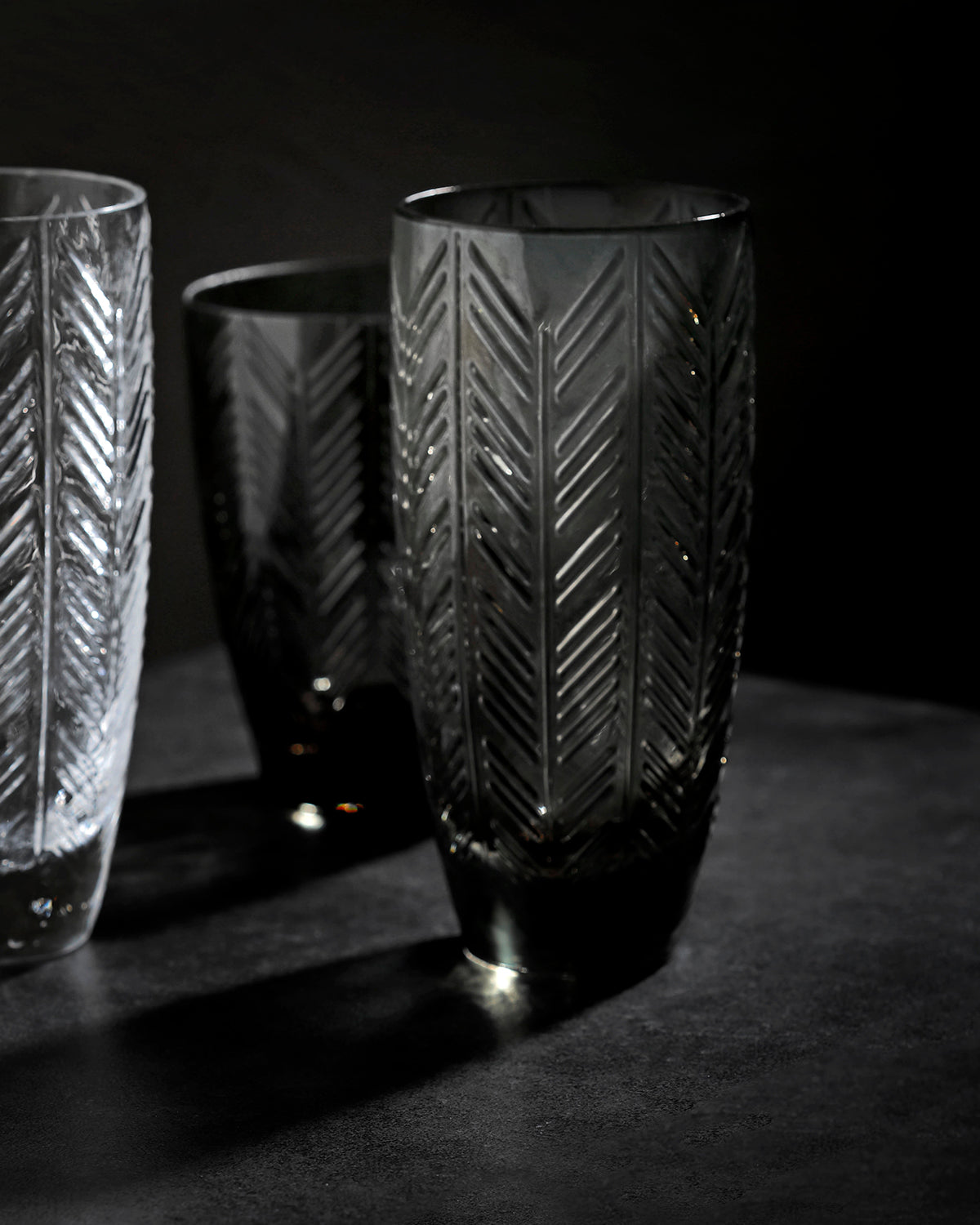 Champagne Glasses ZIG ZAG Set of 6  Grey 11 oz, diam. 2.5", H 5.5"